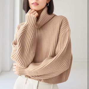 Aritzia Guell sweater Beige